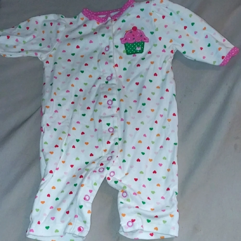Carter's Button White With Hearts Onesie 3M